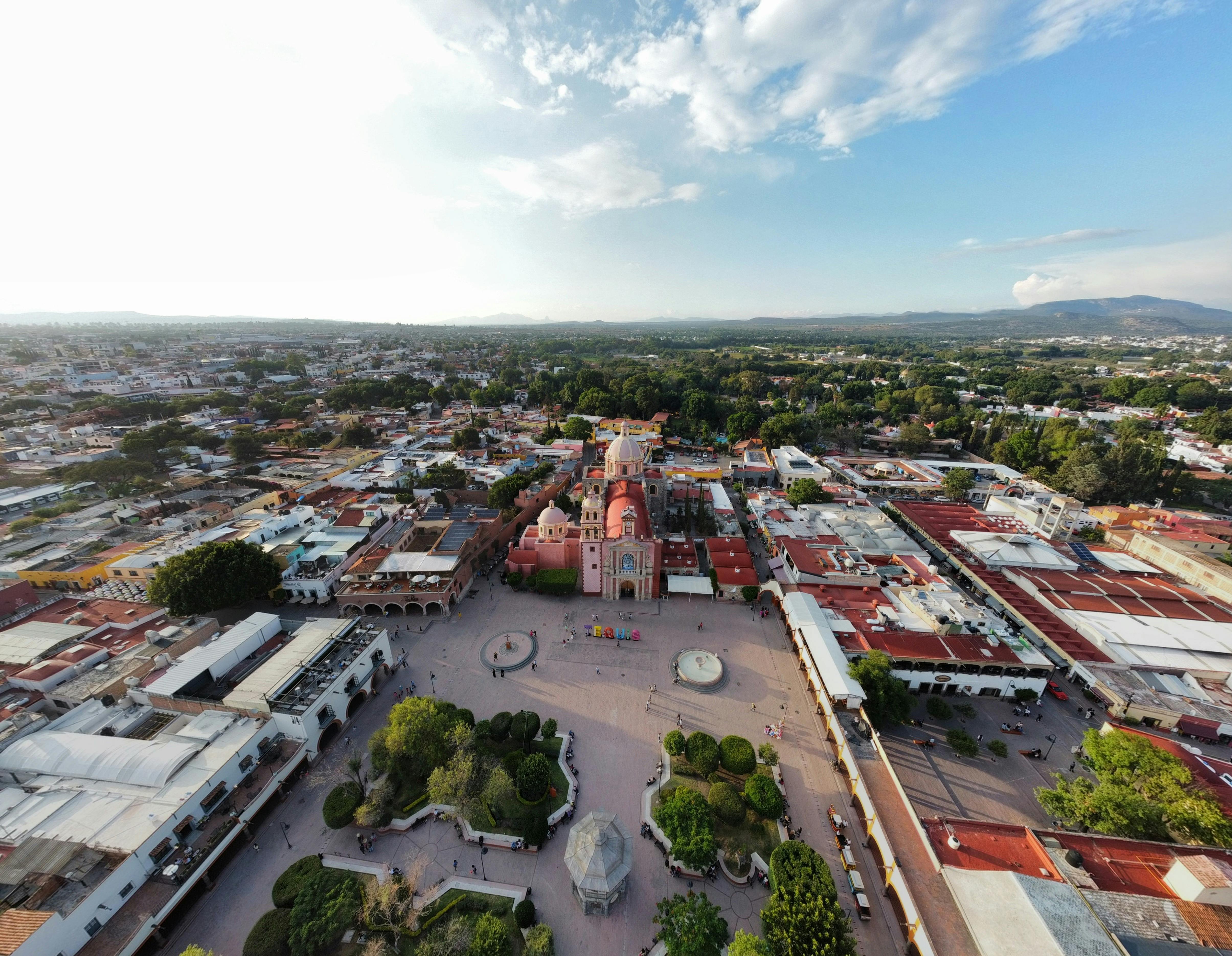 Video aéreo con drone Querétaro — cinematografía